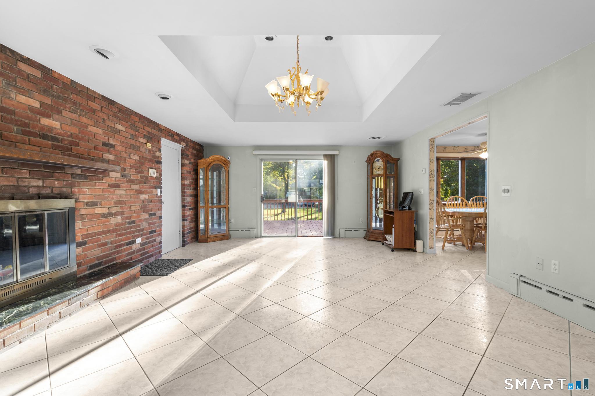 11 Peters Court North Haven CT 06473
