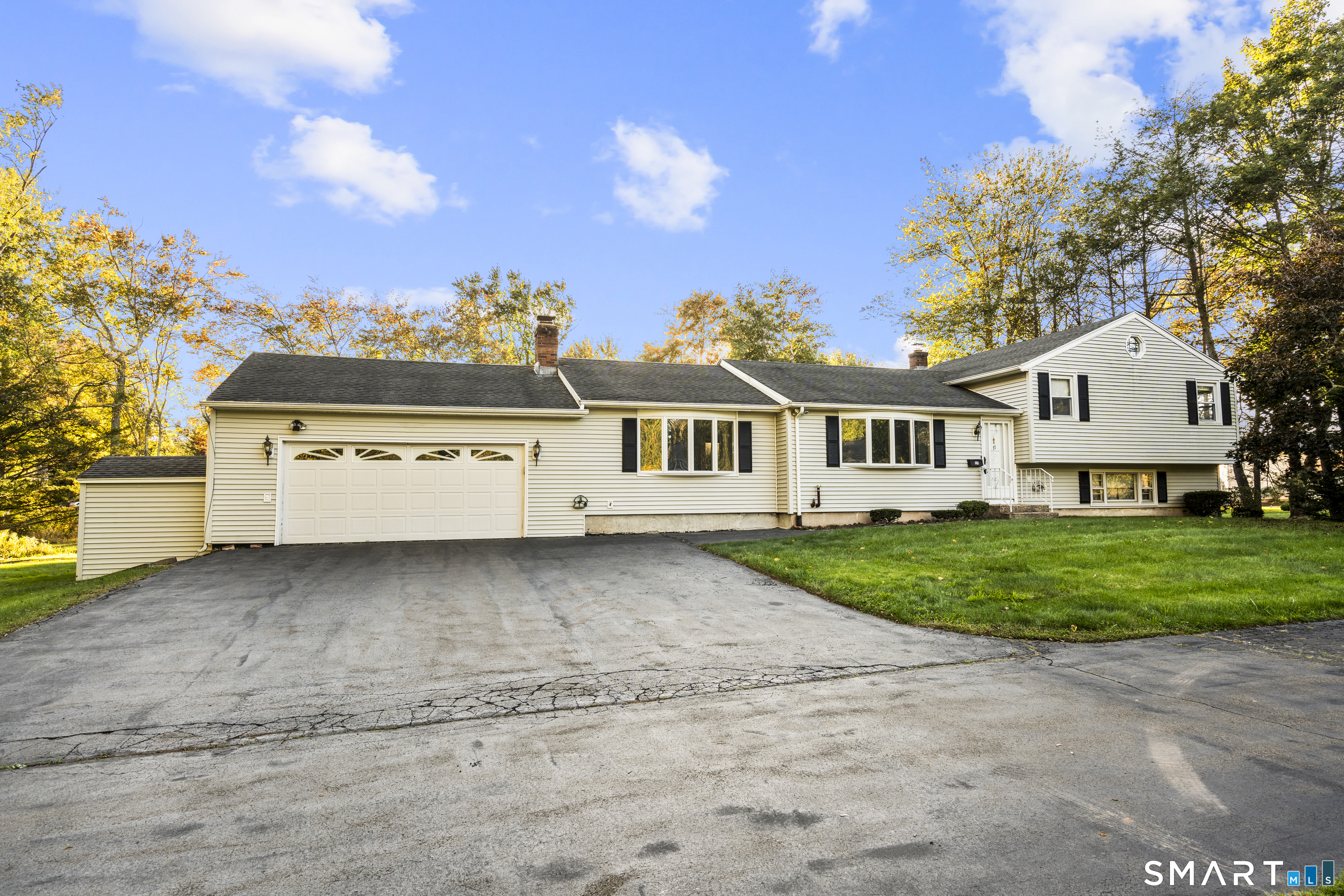 11 Peters Court North Haven CT 06473