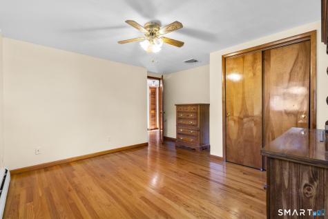 11 Peters Court North Haven CT 06473