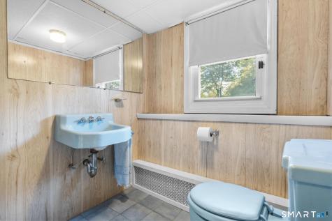 11 Peters Court North Haven CT 06473