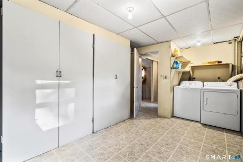 11 Peters Court North Haven CT 06473