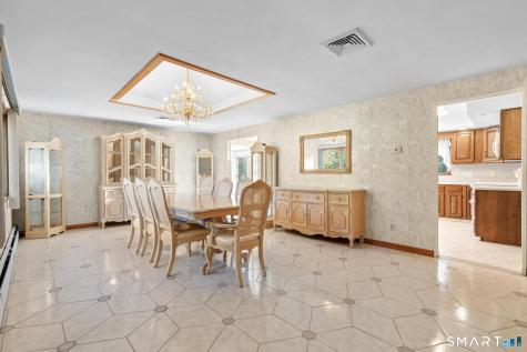 11 Peters Court North Haven CT 06473