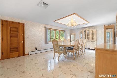 11 Peters Court North Haven CT 06473