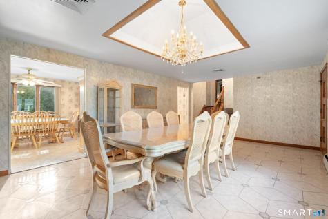 11 Peters Court North Haven CT 06473