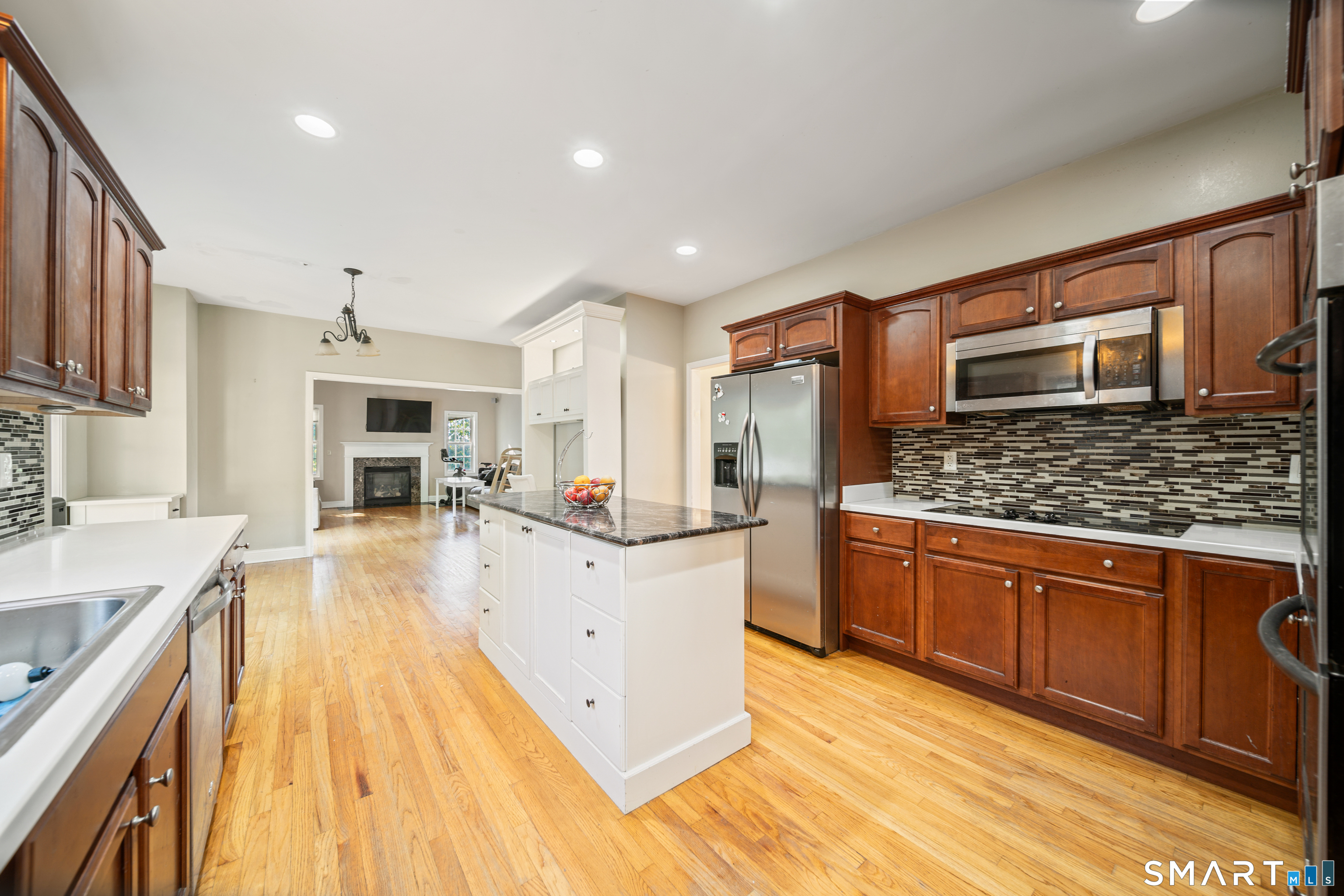 387 Wooster Street Naugatuck CT 06770