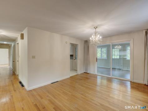 390 Ballfall Road Middletown CT 06457