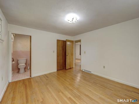 390 Ballfall Road Middletown CT 06457
