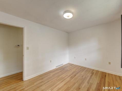 390 Ballfall Road Middletown CT 06457