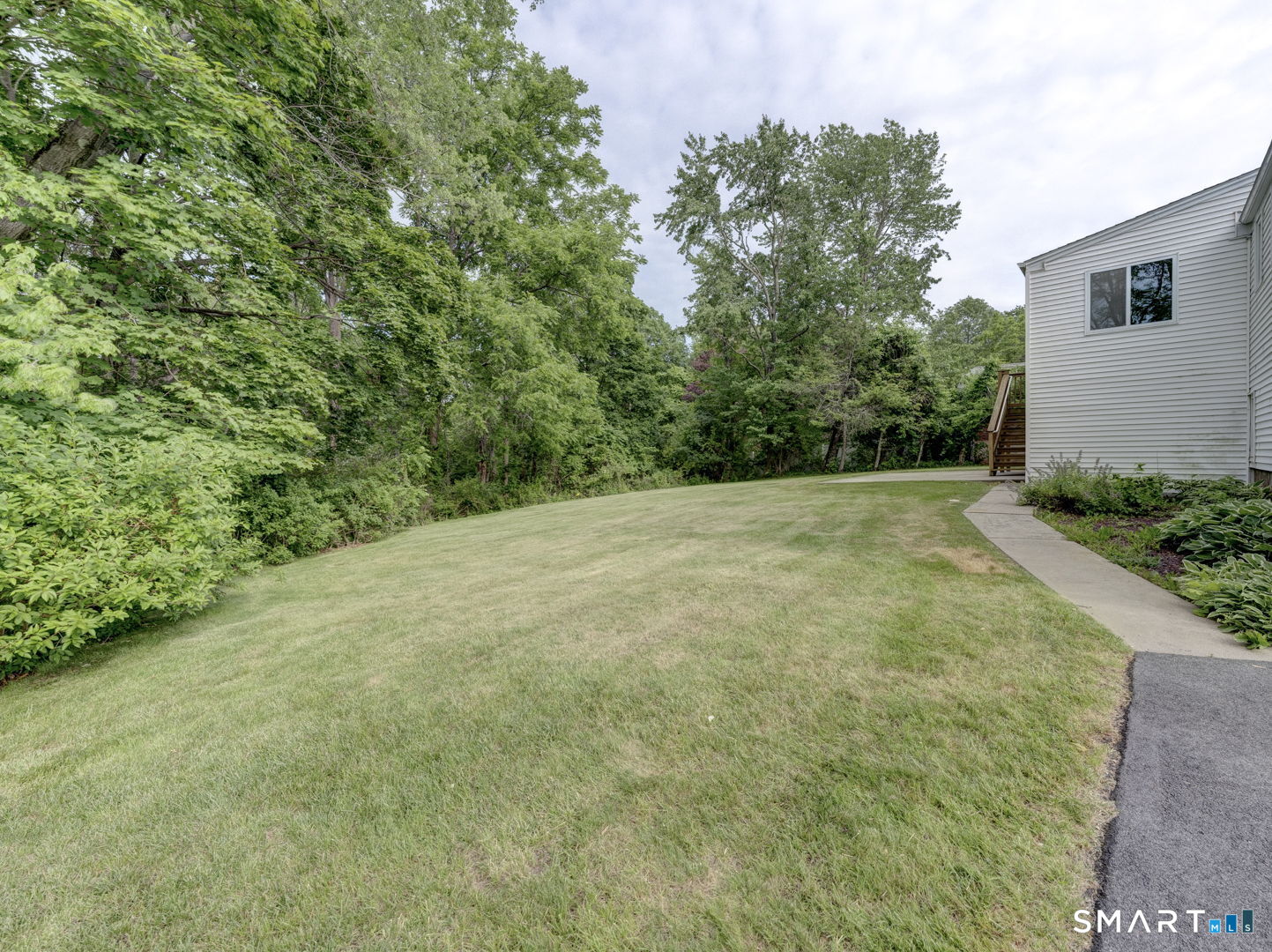 390 Ballfall Road Middletown CT 06457