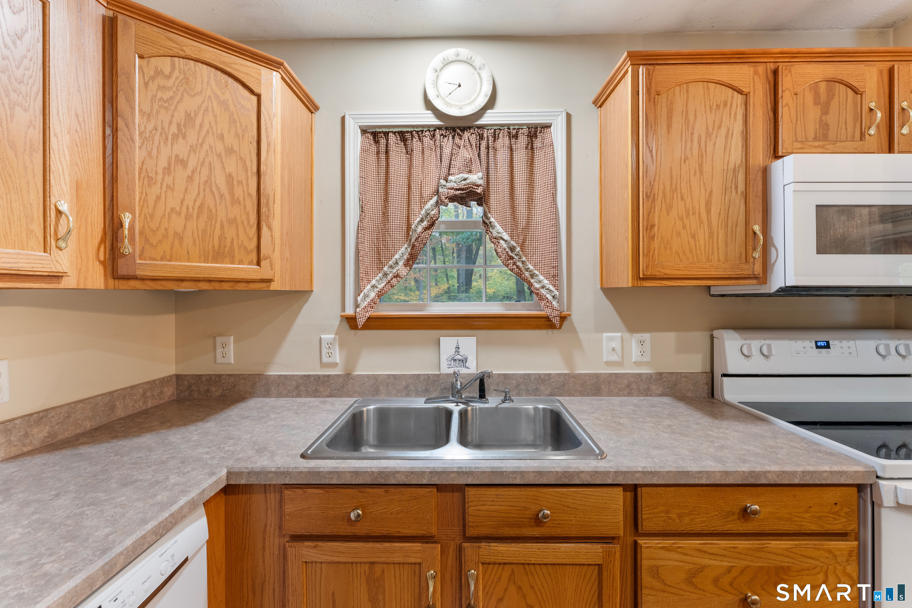 66 High Meadow Drive Plainfield CT 06374
