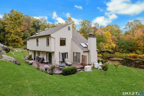 30 Ridge Brook Lane Stamford CT 06903