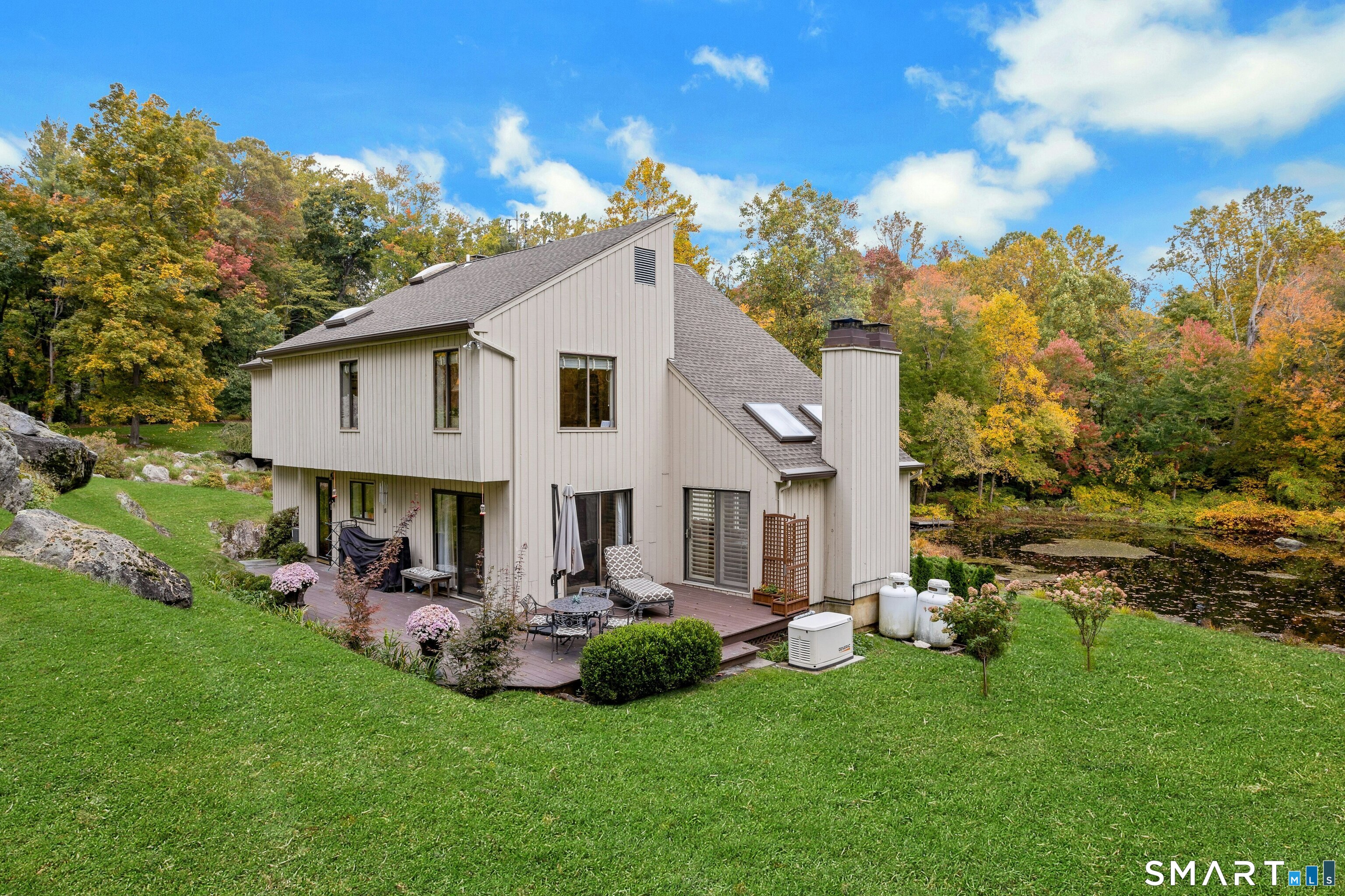 30 Ridge Brook Lane Stamford CT 06903