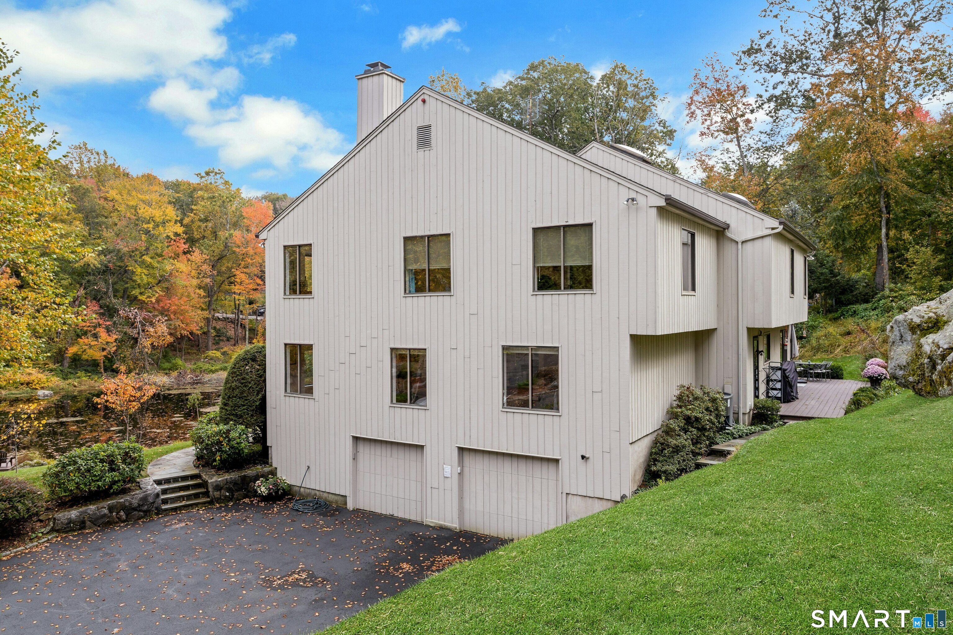30 Ridge Brook Lane Stamford CT 06903