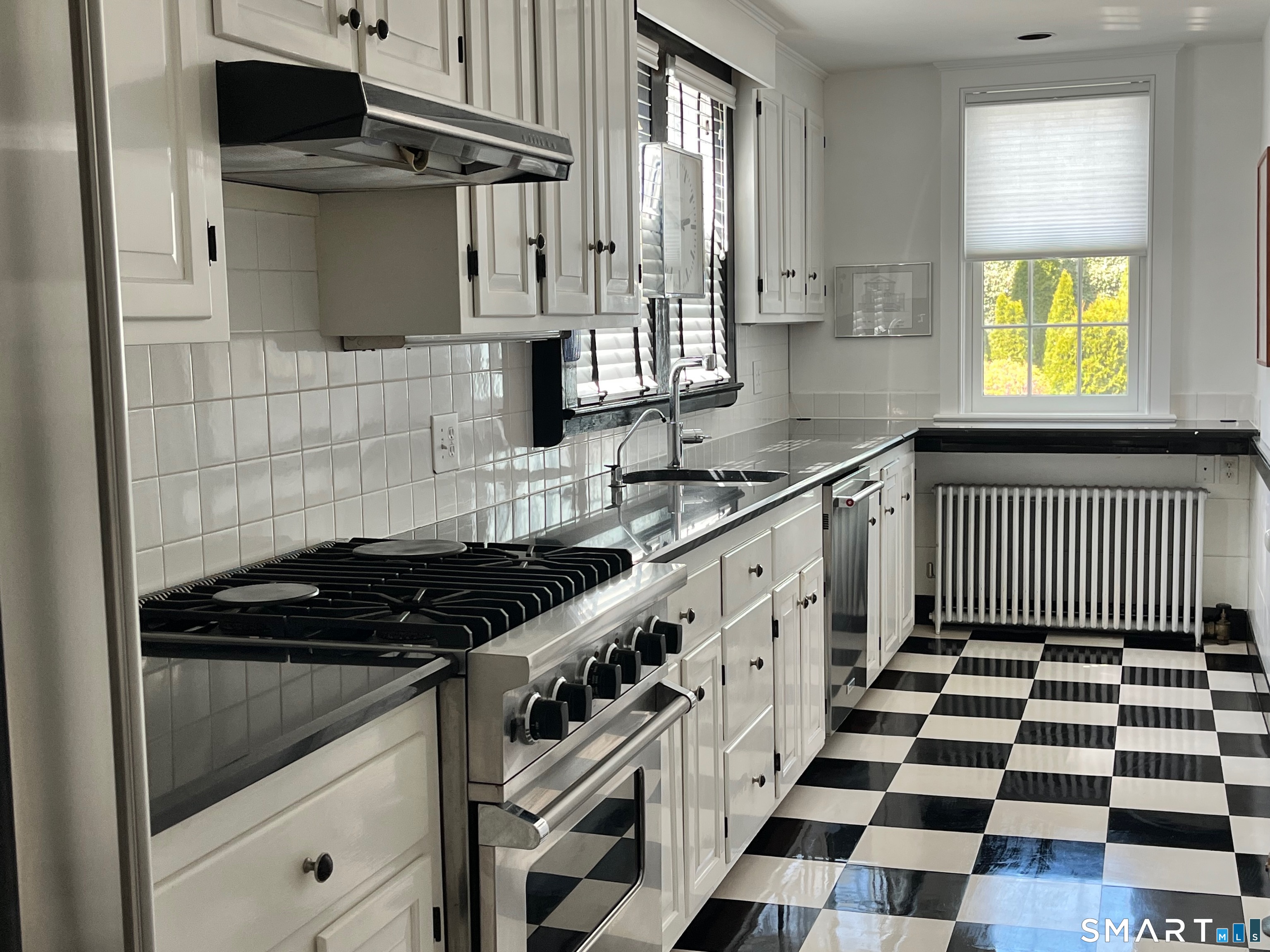 15 Grand Street Stonington CT 06378