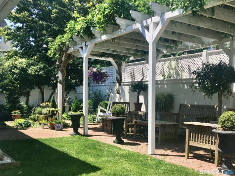 15 Grand Street Stonington CT 06378