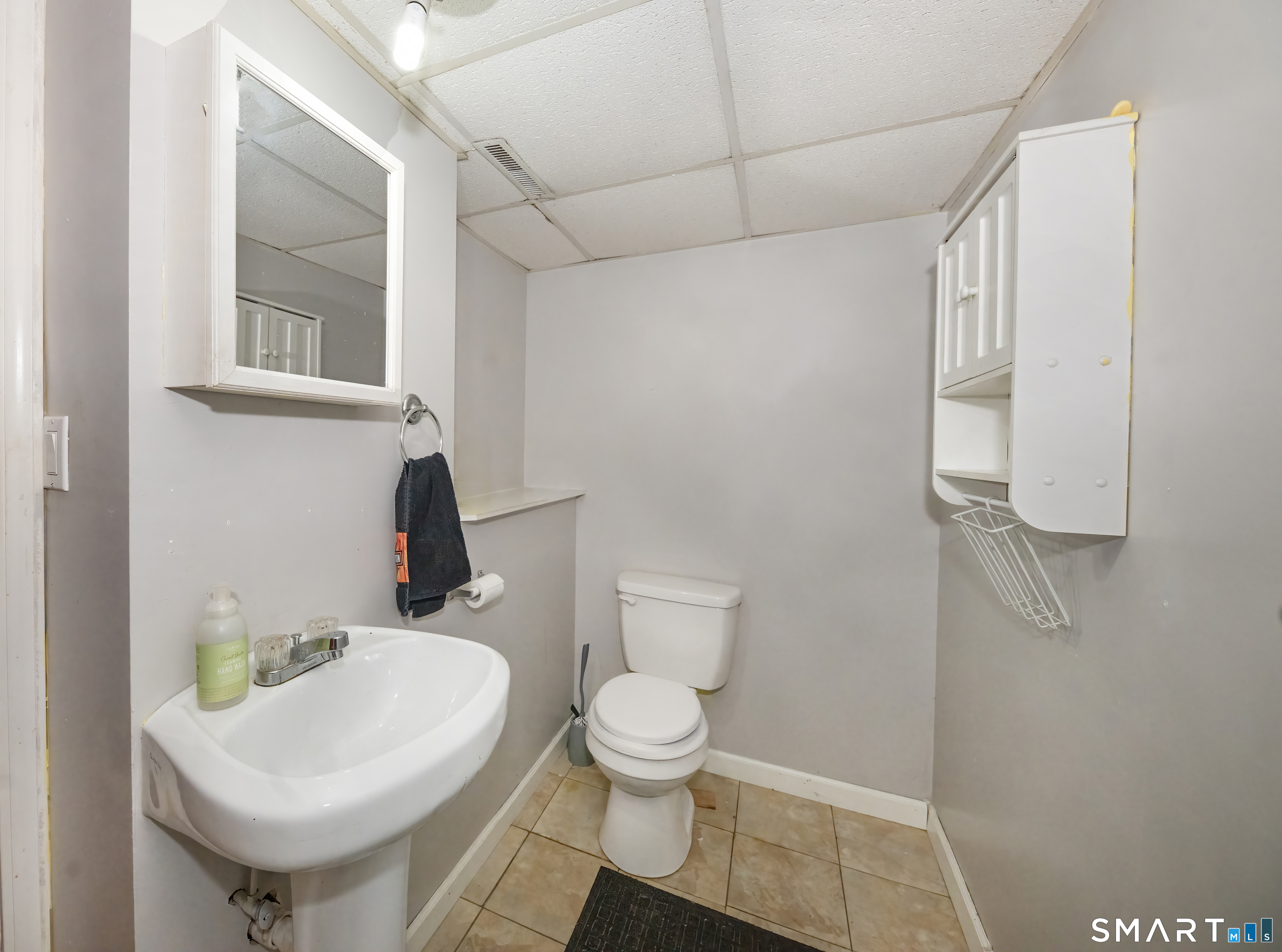 112 Leigh Drive East Haven CT 06512
