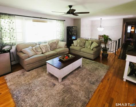 77 Pleasant Drive Bethany CT 06524