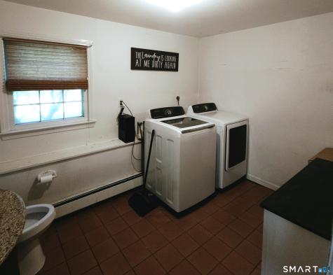 77 Pleasant Drive Bethany CT 06524