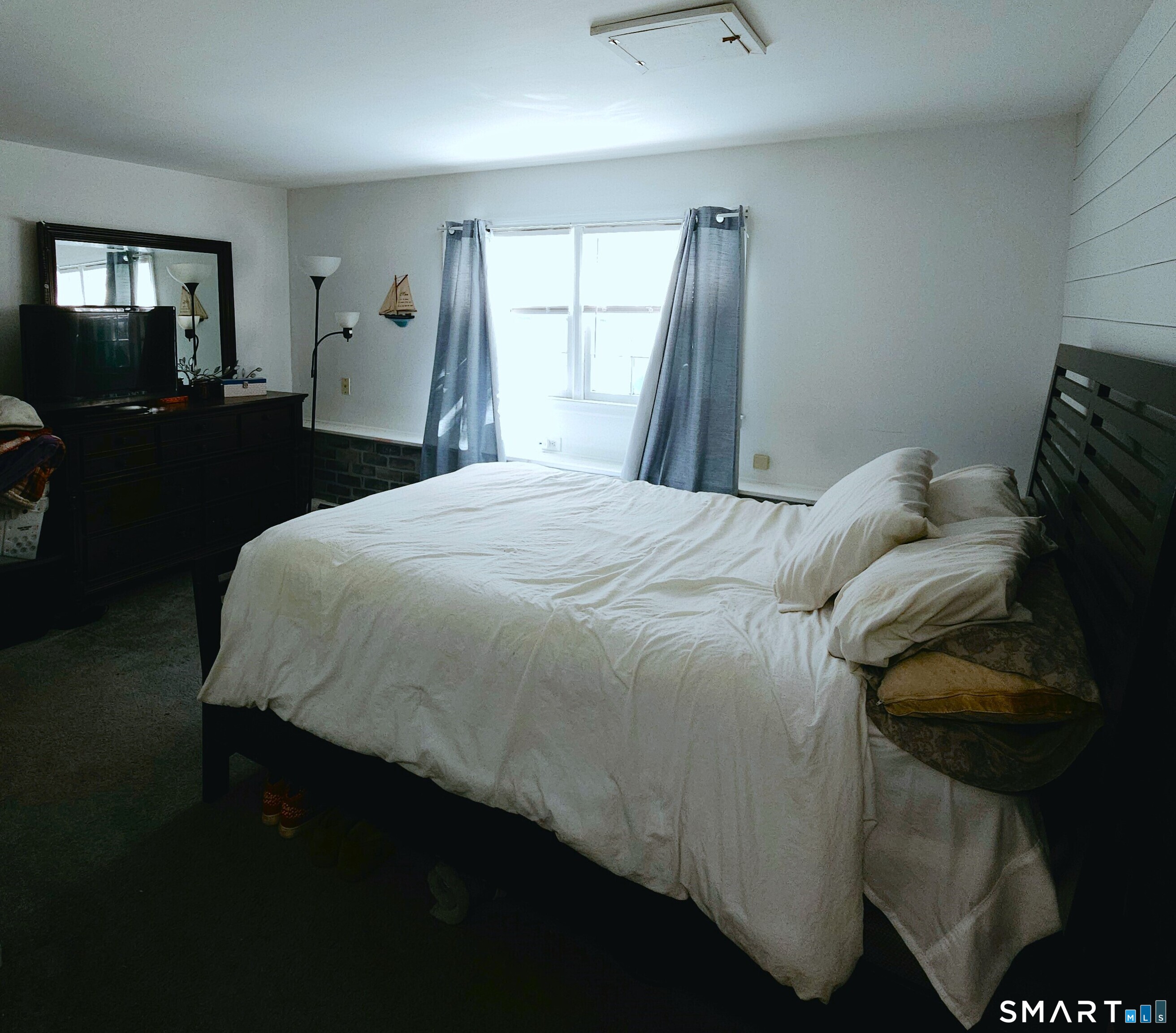 77 Pleasant Drive Bethany CT 06524