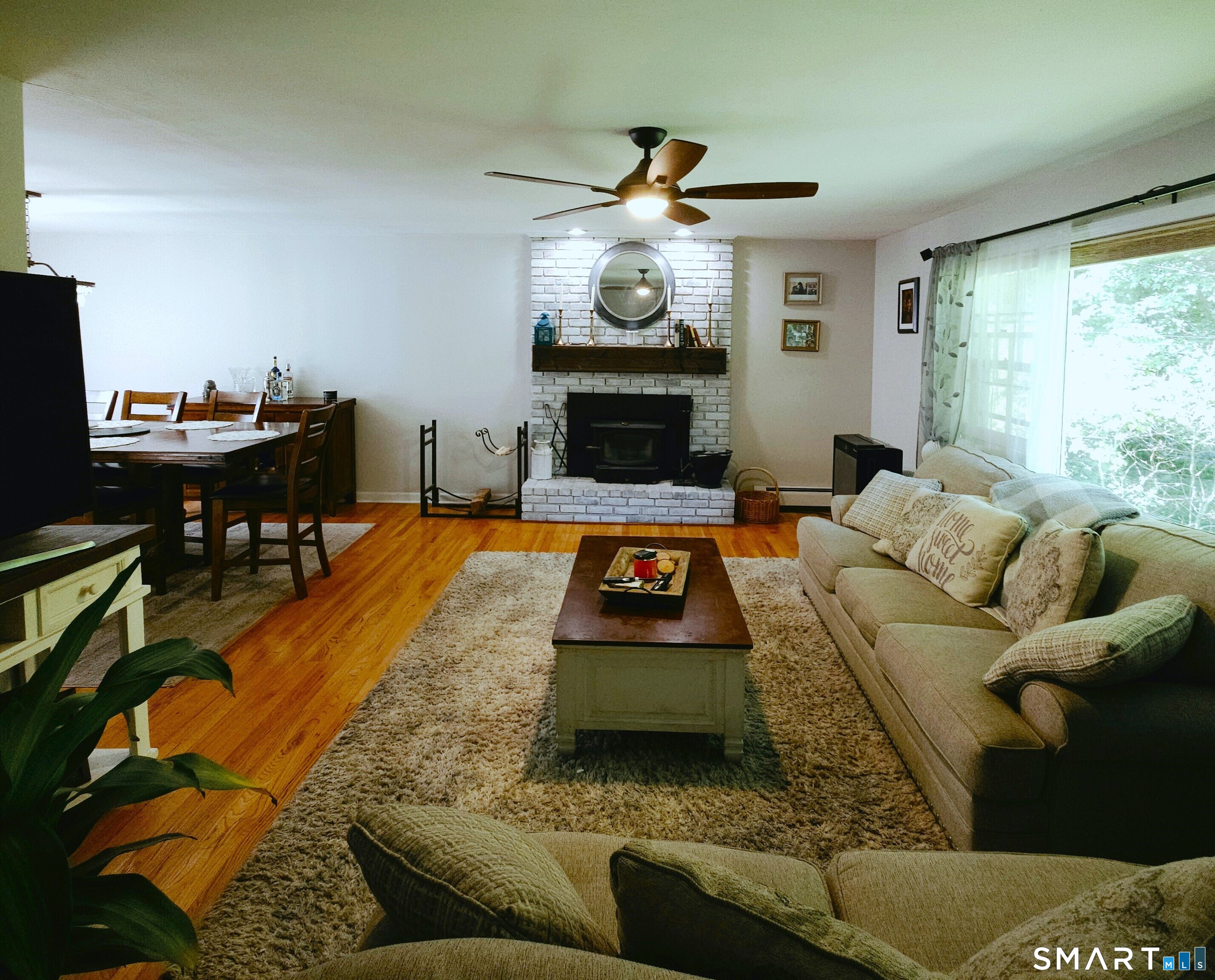 77 Pleasant Drive Bethany CT 06524