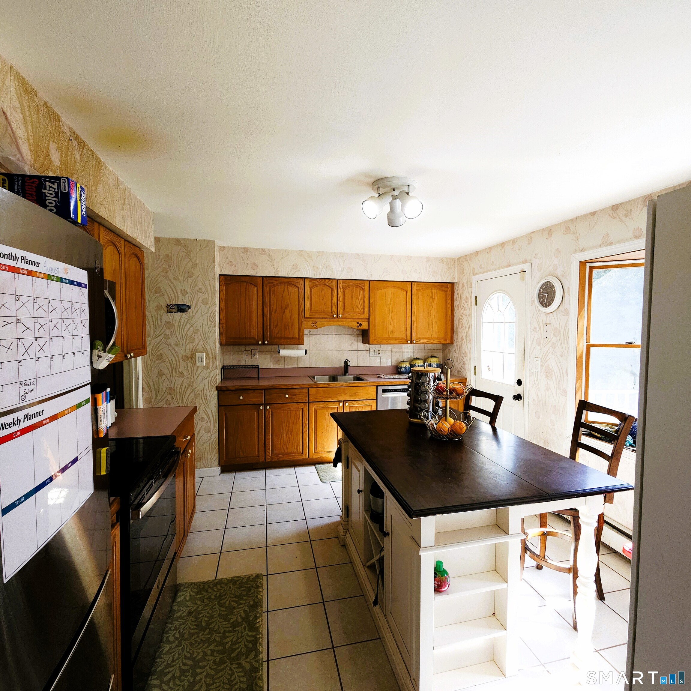 77 Pleasant Drive Bethany CT 06524