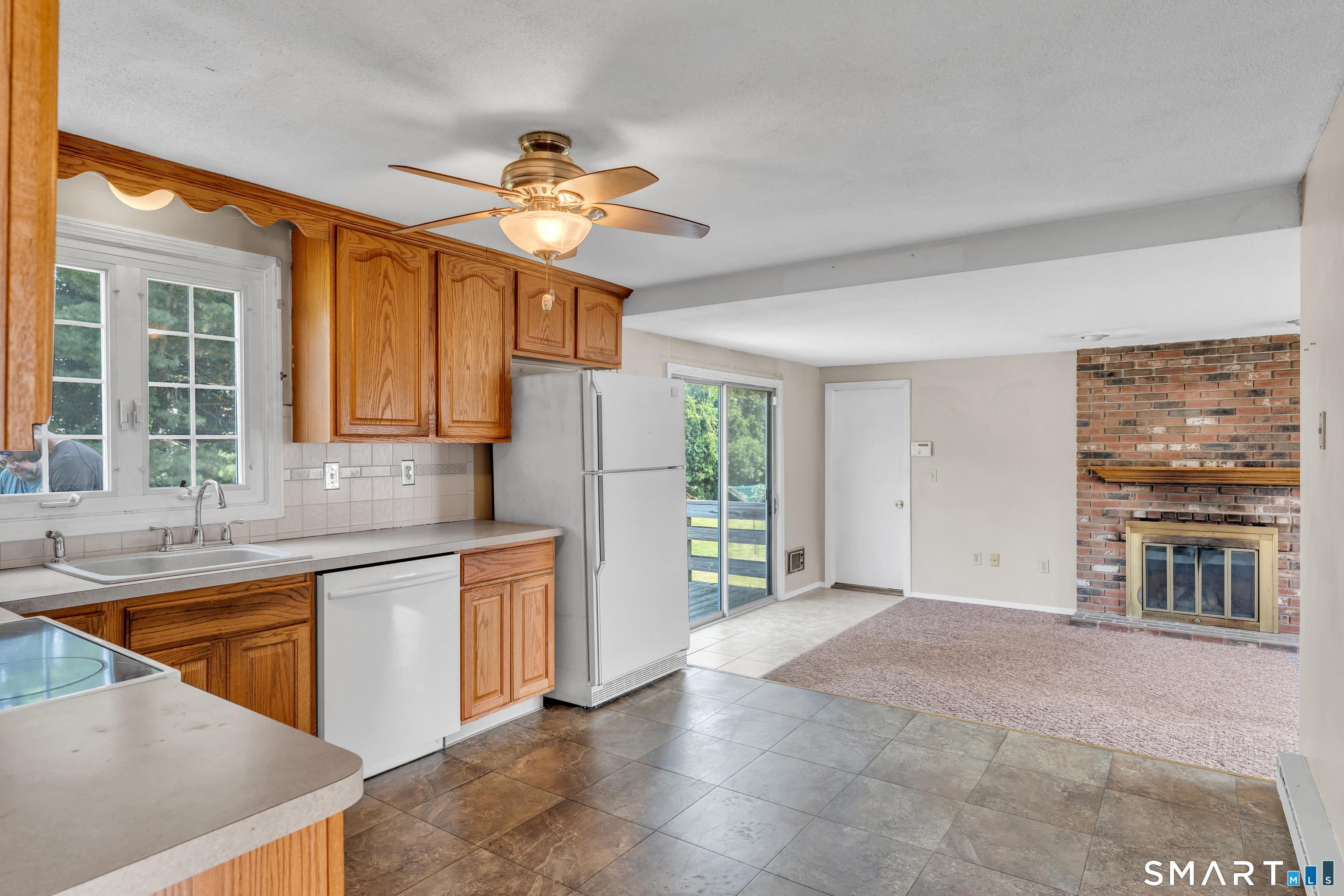 9 Cross Drive Waterford CT 06385