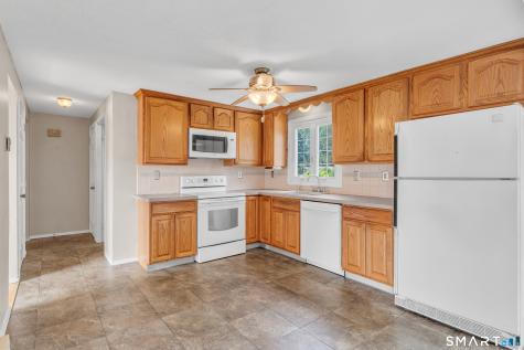 9 Cross Drive Waterford CT 06385