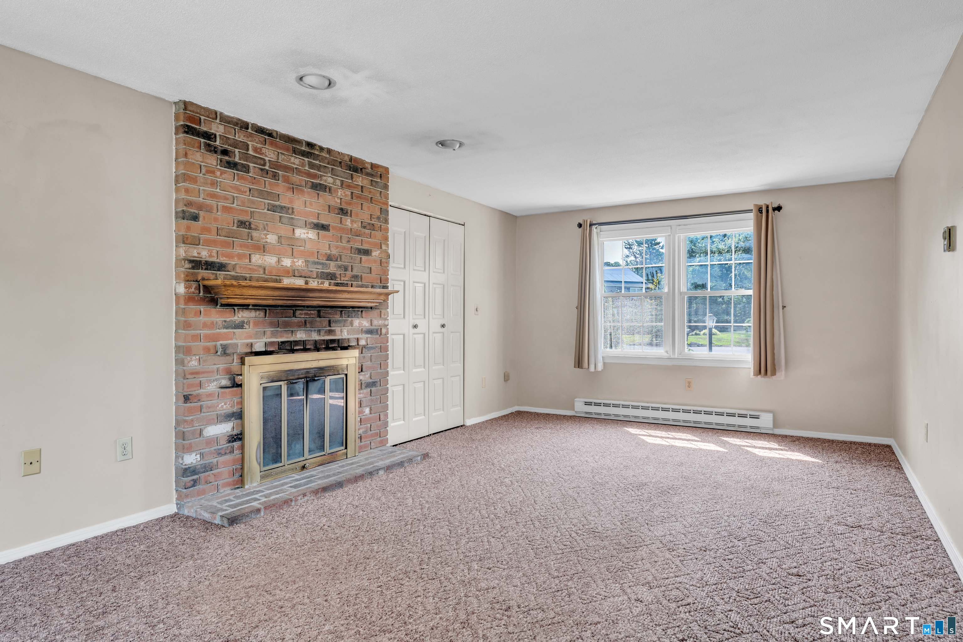 9 Cross Drive Waterford CT 06385