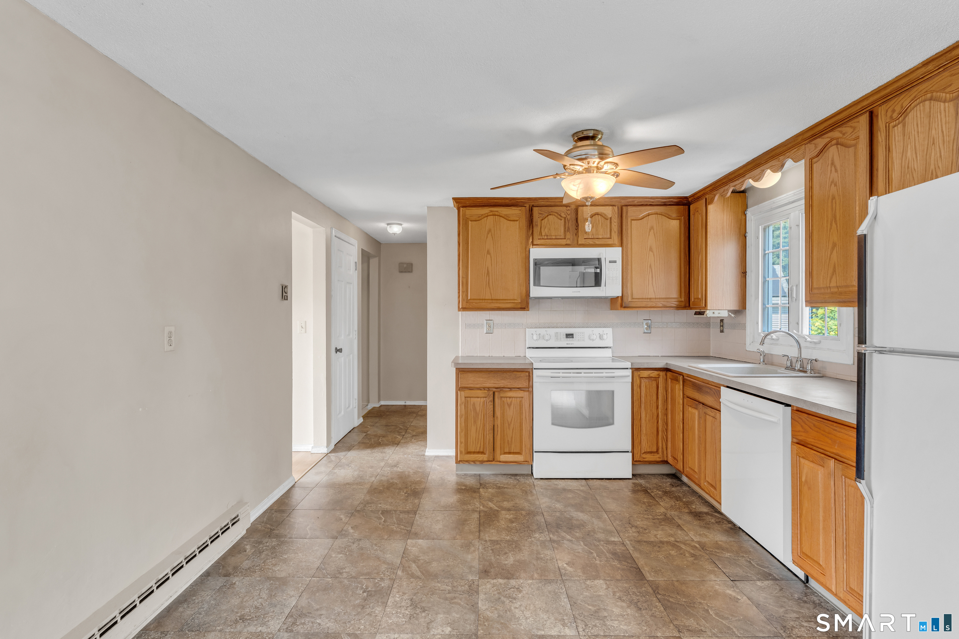 9 Cross Drive Waterford CT 06385