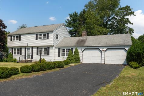 9 Cross Drive Waterford CT 06385