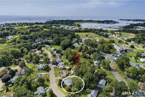 11 Woodside Drive Branford CT 06405