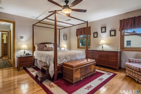11 Woodside Drive Branford CT 06405