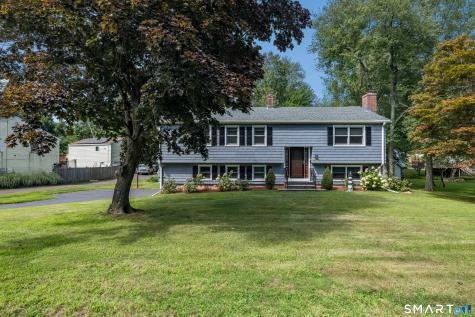 11 Woodside Drive Branford CT 06405