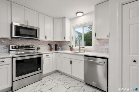 63 Chatam Lane Torrington CT 06790