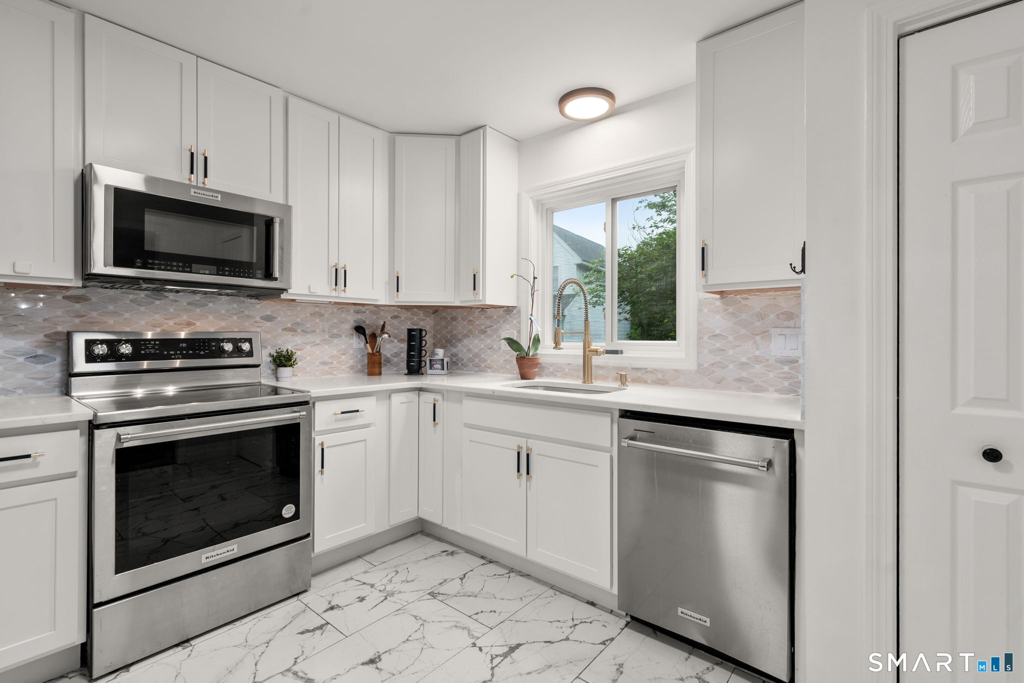 63 Chatam Lane Torrington CT 06790