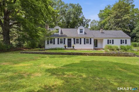 16 Ramblewood Drive Branford CT 06405