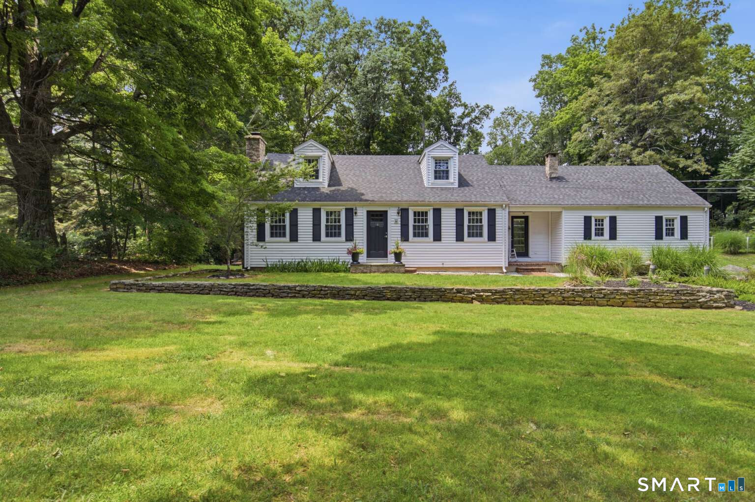 16 Ramblewood Drive Branford CT 06405