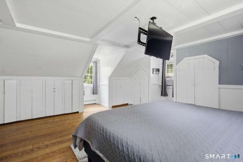 16 Ramblewood Drive Branford CT 06405