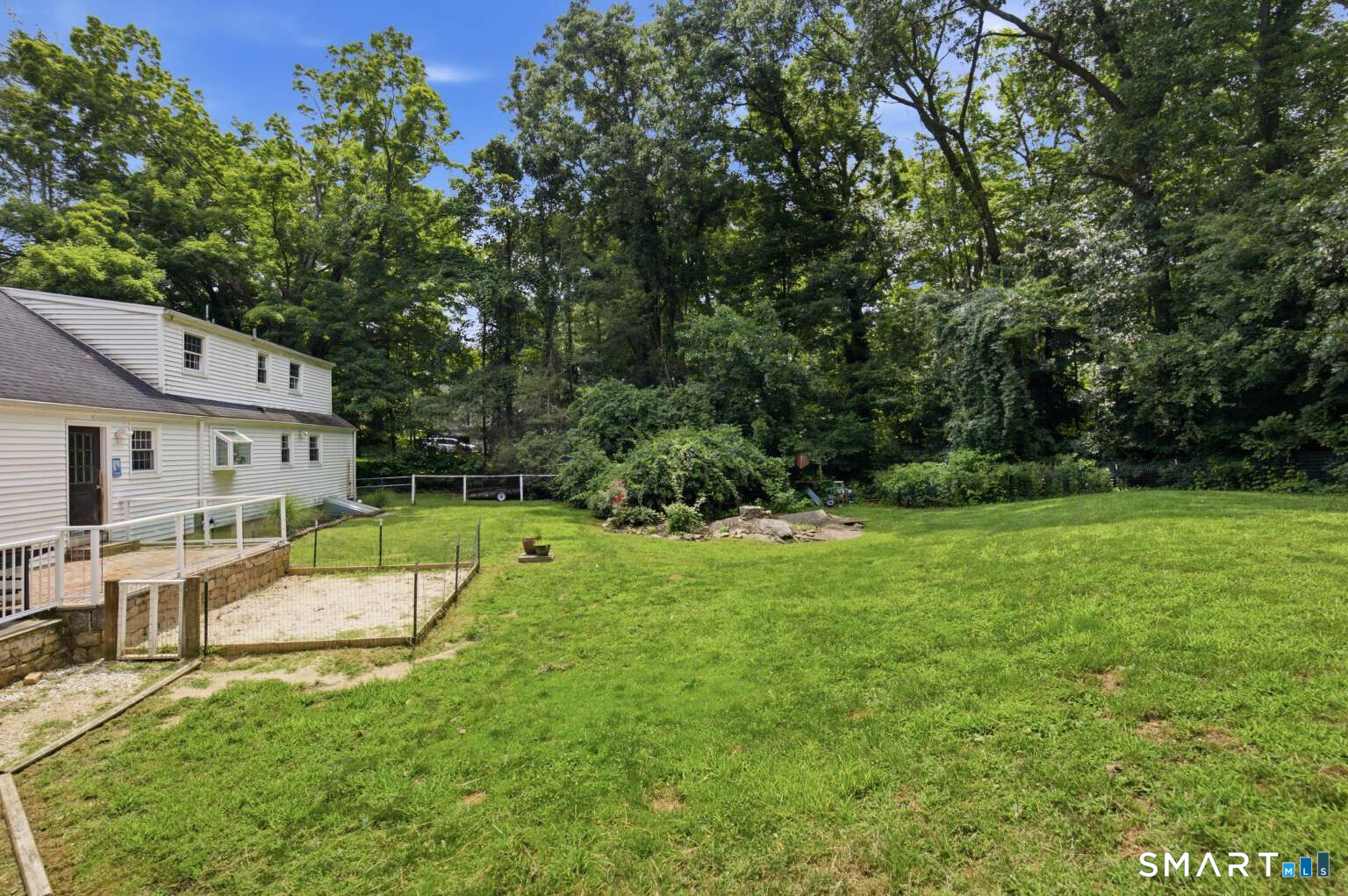 16 Ramblewood Drive Branford CT 06405