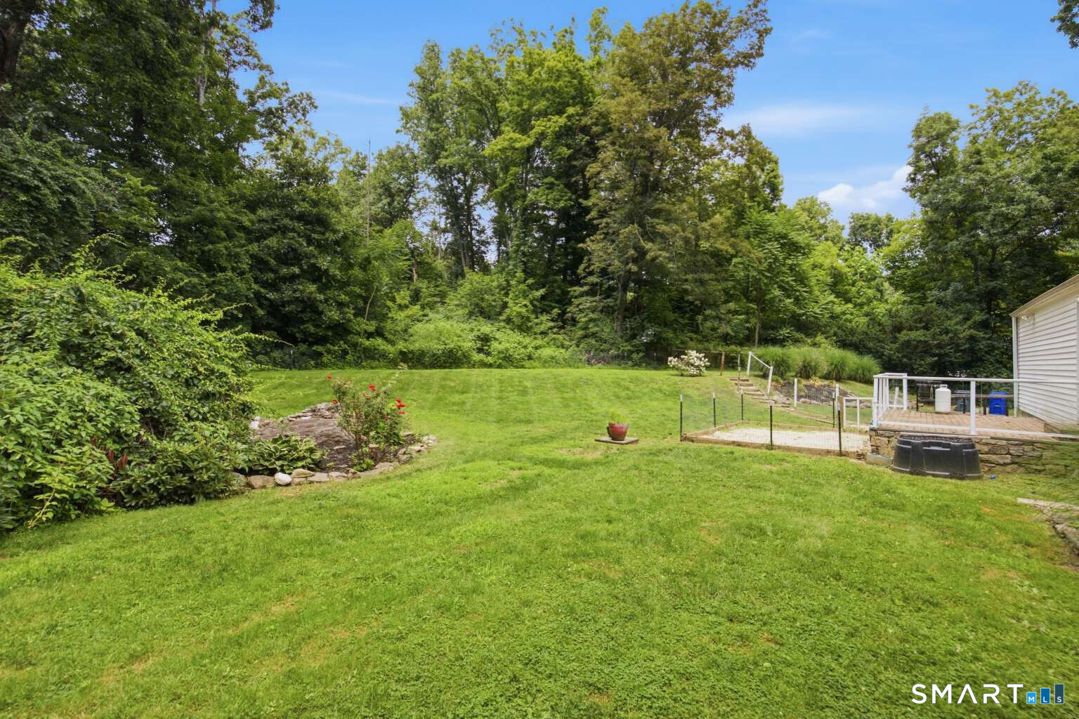 16 Ramblewood Drive Branford CT 06405