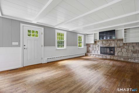 16 Ramblewood Drive Branford CT 06405