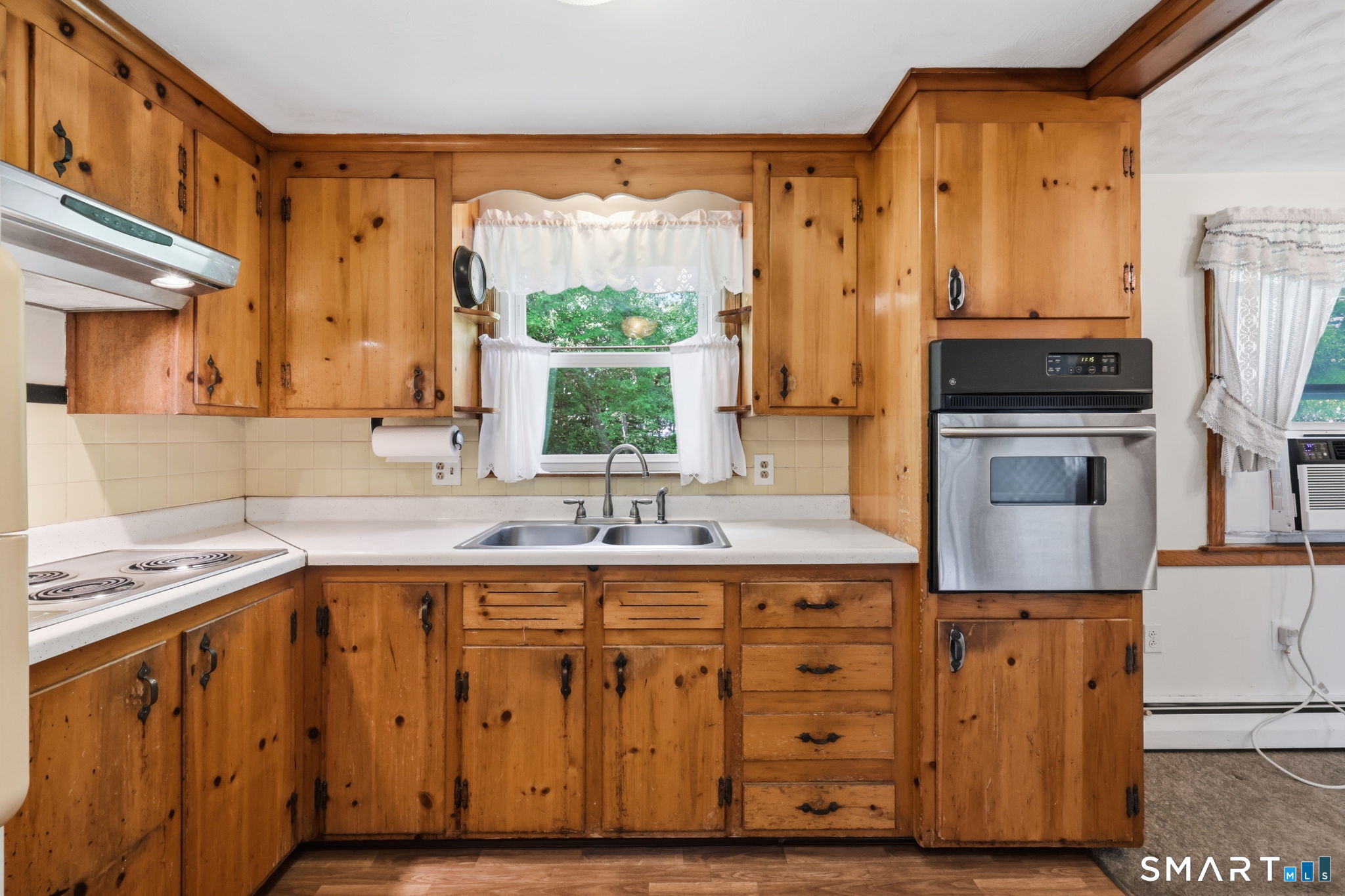 72 Steele Road Enfield CT 06082