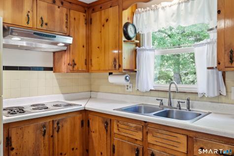72 Steele Road Enfield CT 06082