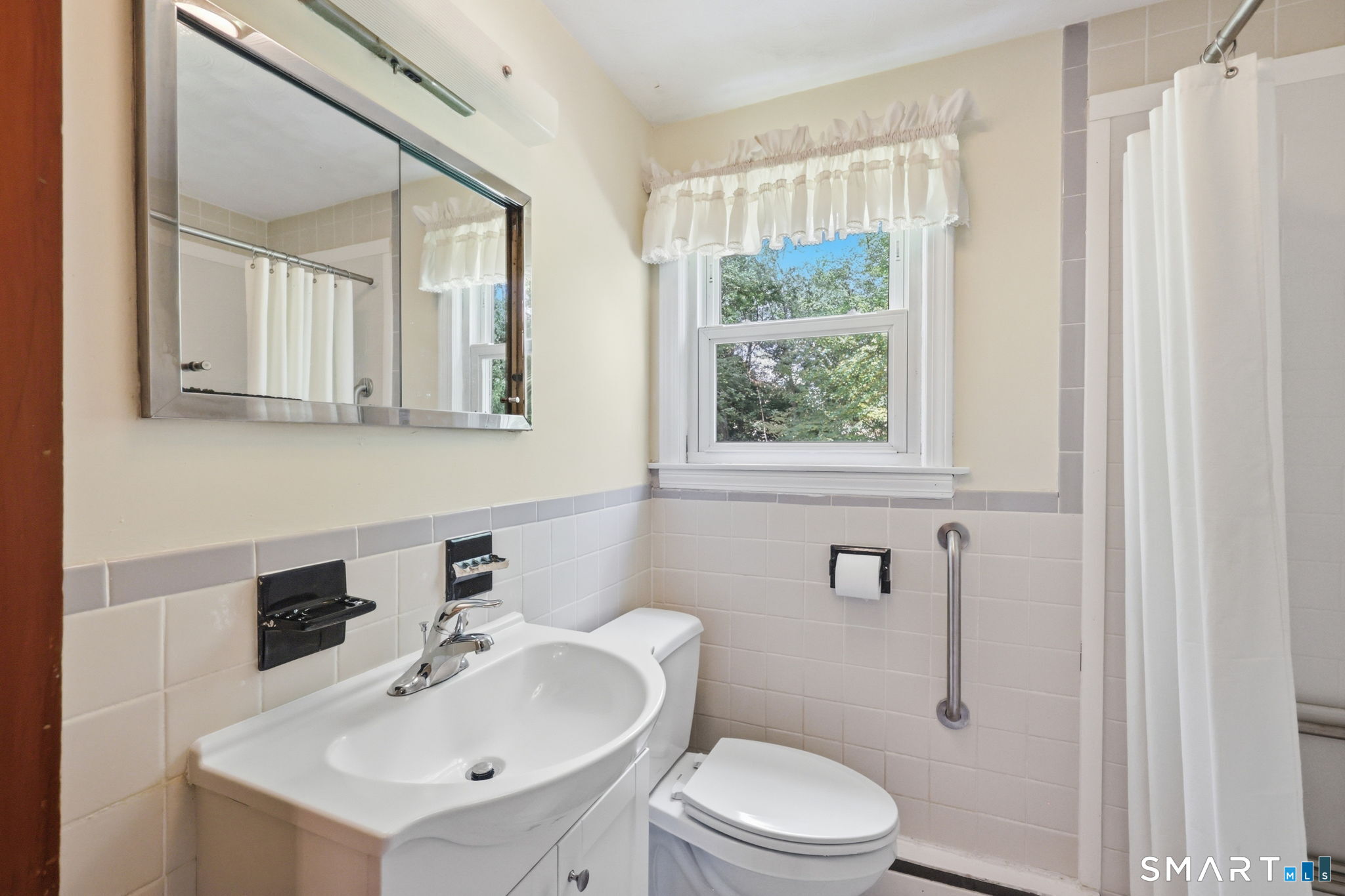 72 Steele Road Enfield CT 06082