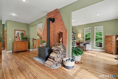 110 Newton Road Woodbridge CT 06525