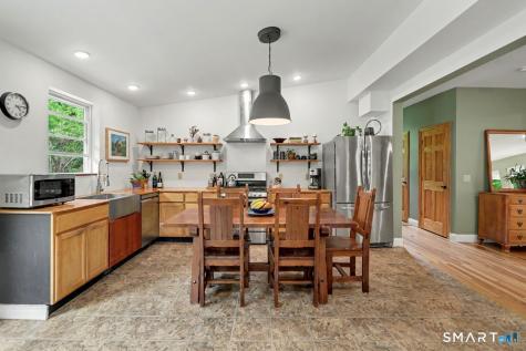110 Newton Road Woodbridge CT 06525