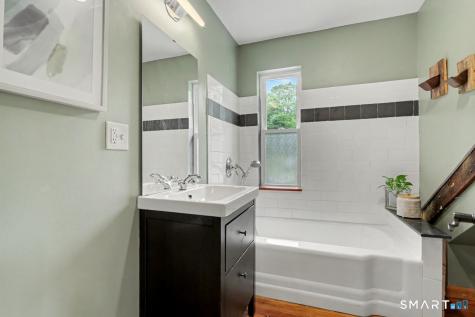 110 Newton Road Woodbridge CT 06525