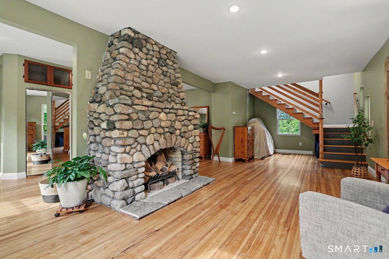 110 Newton Road Woodbridge CT 06525