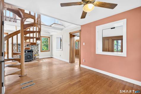 207 Pawson Road Branford CT 06405