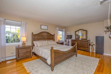 66 Farmbrook Lane South Windsor CT 06074